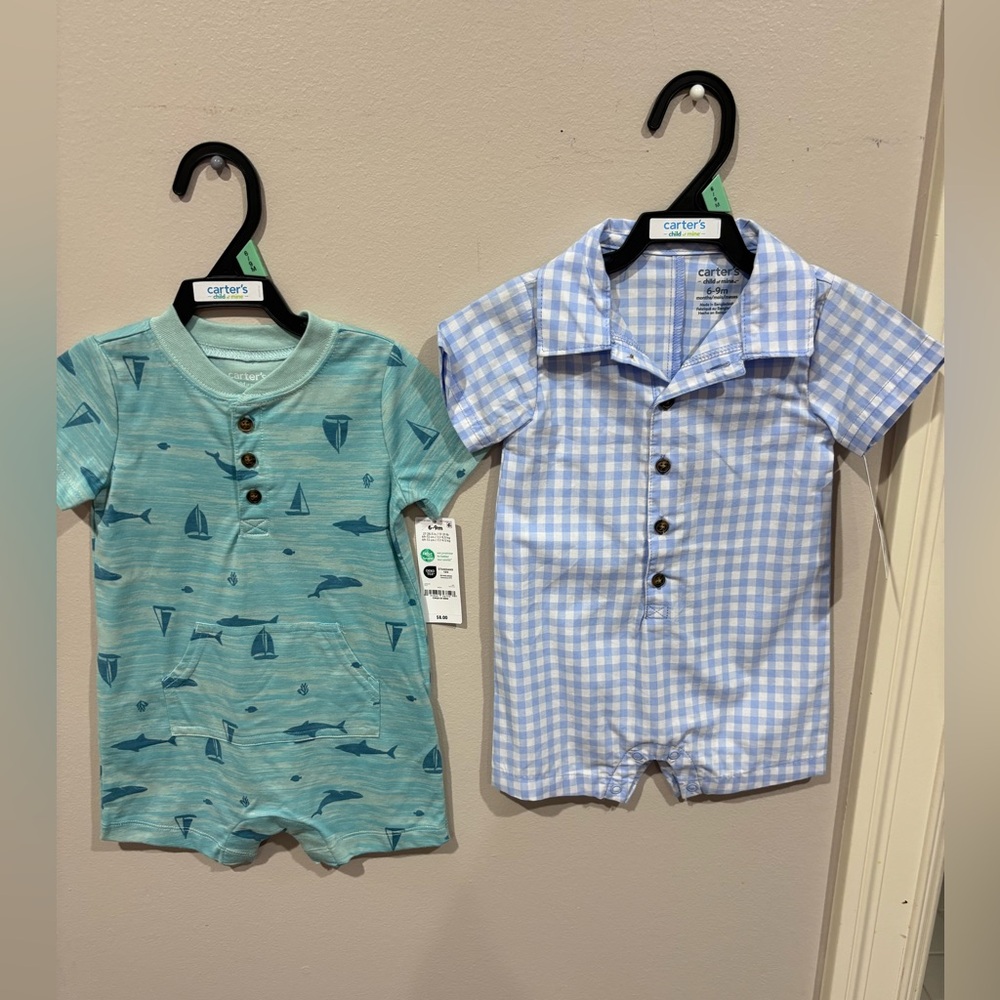 Bundle of two shorts onesies size 6-9 months ( baby blue and green )